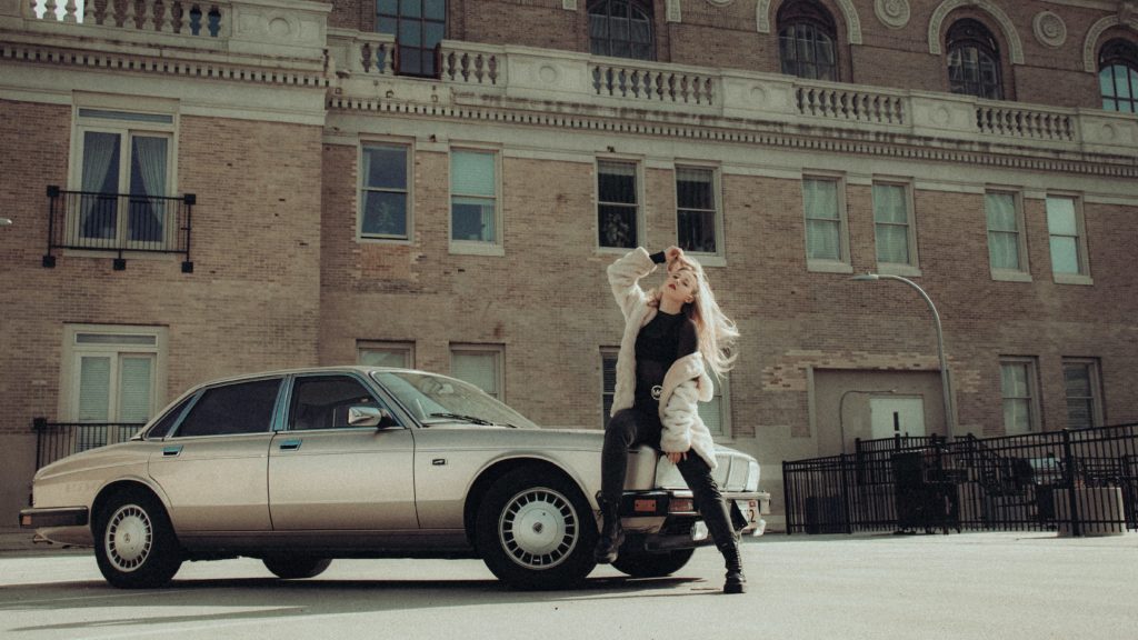 influencer making a video